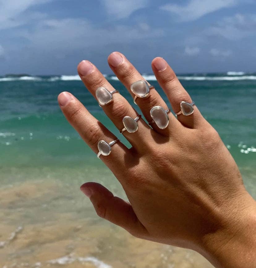 Bague en verre de mer blanc