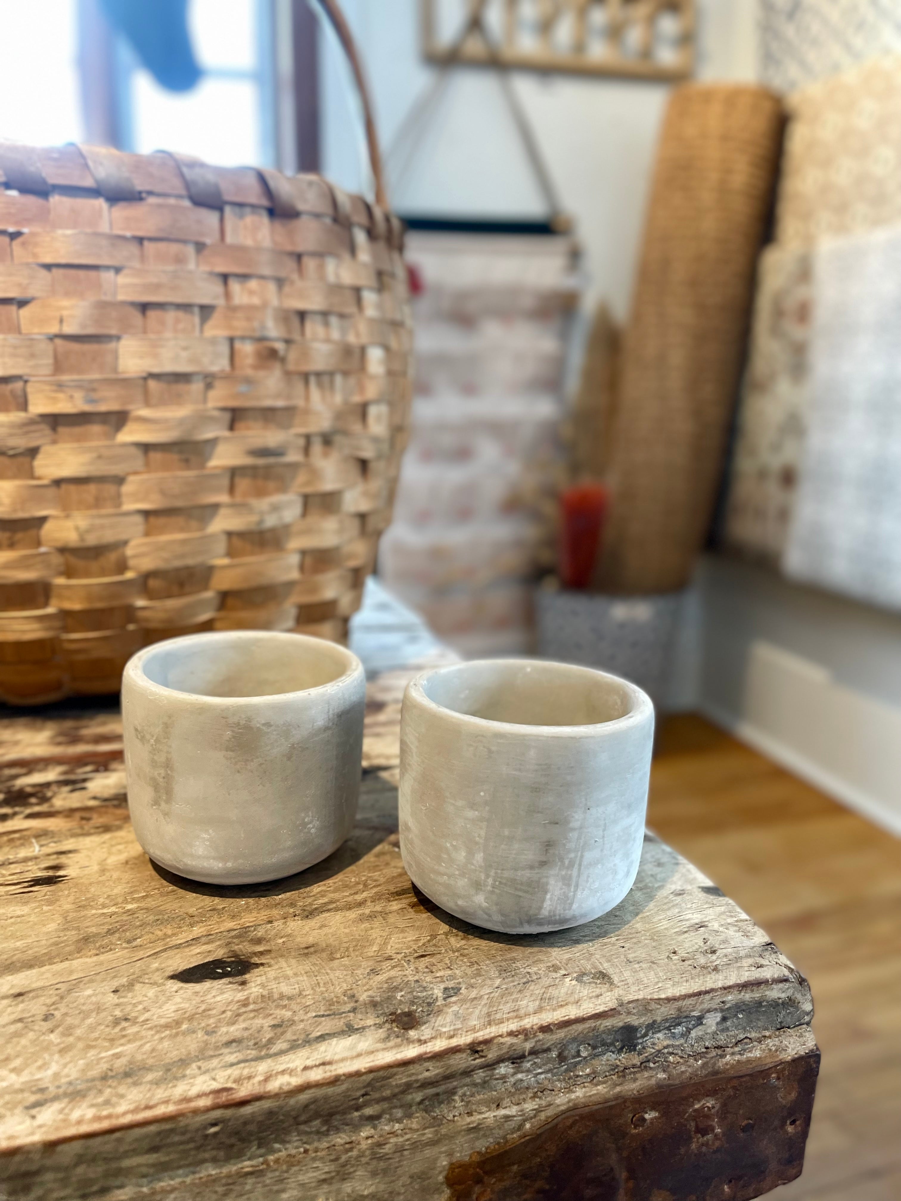 Petit pot en béton