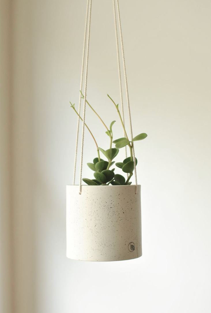 POT LUNE SUSPENDUE - ÉCLATS NOIRS - Bar à Plantes MTL