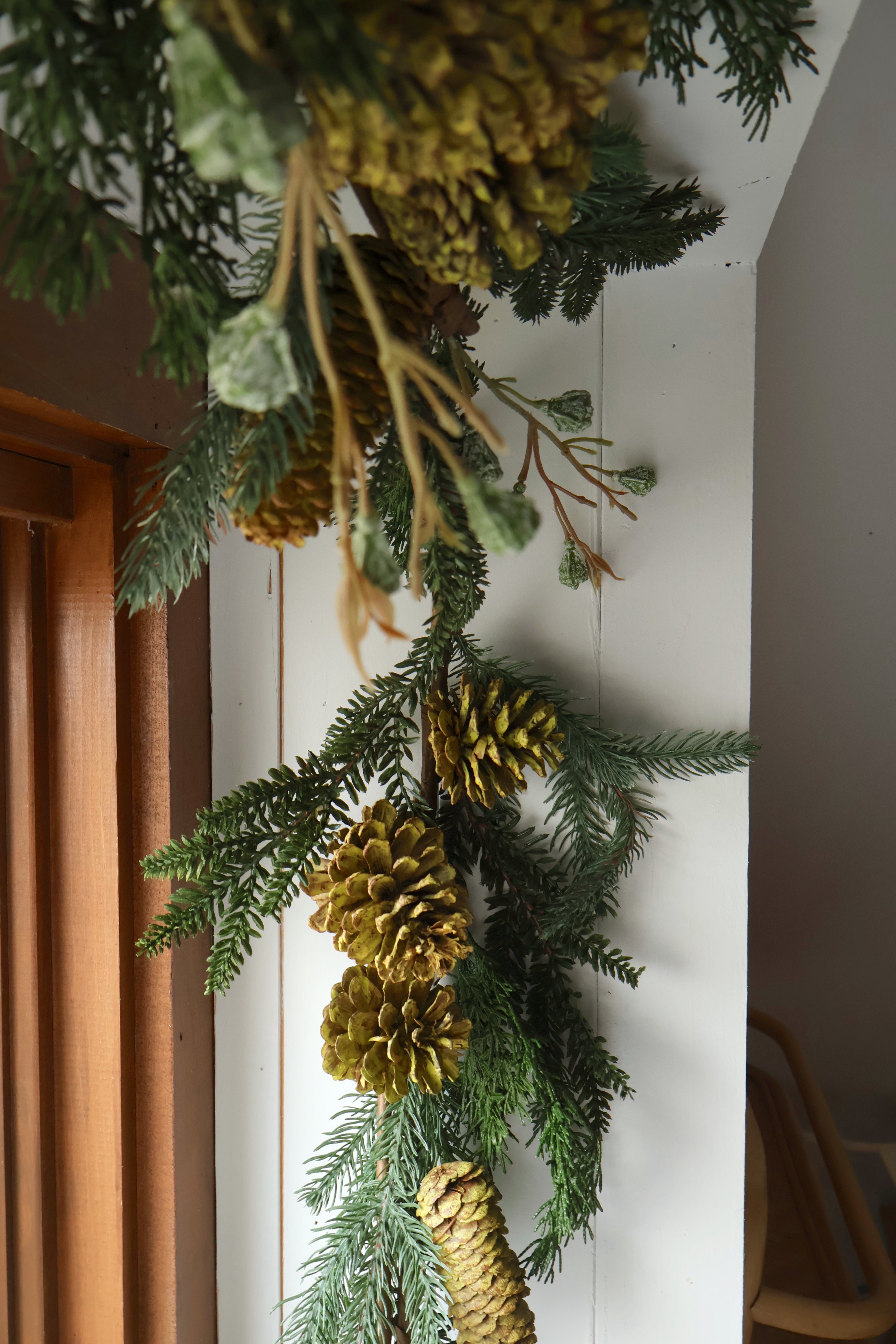 Guirlande de faux sapin avec cocottes