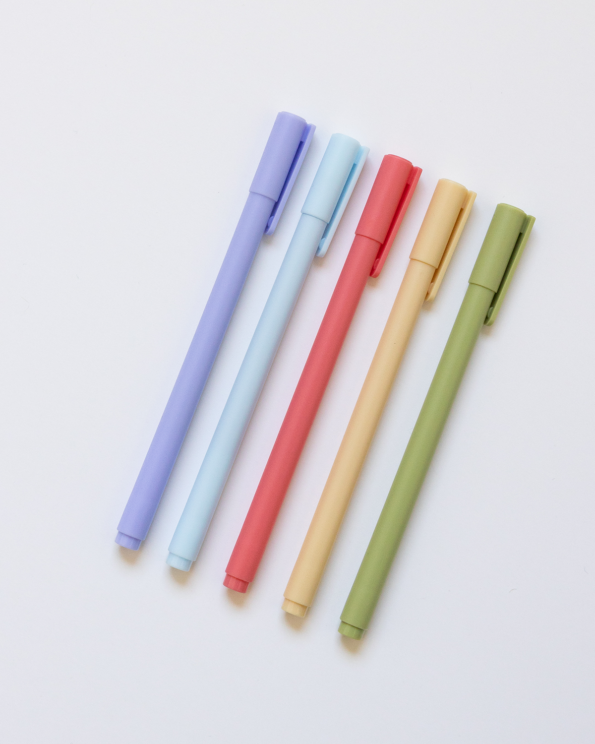 Ensemble de 5 stylos gel de couleurs assorties
