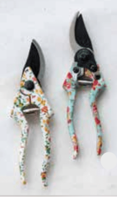 Sécateur à motifs fleuris