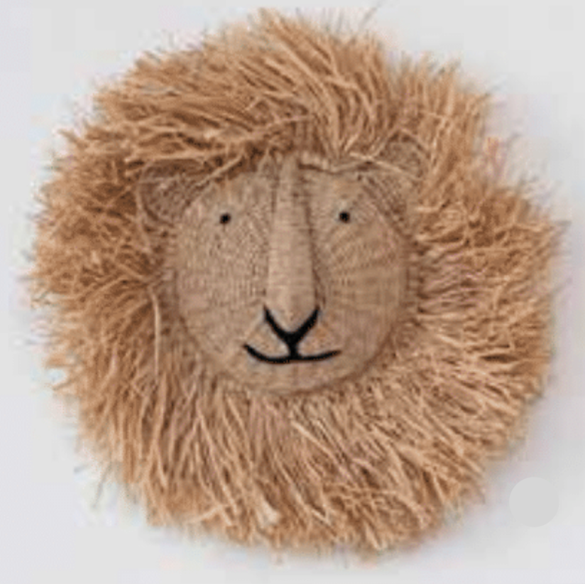 Tête de lion décorative en raffia