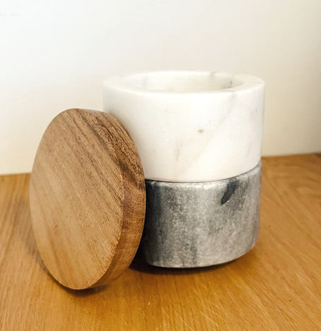«Pinch pots» empilables en marbre(2) avec couvercle en bois