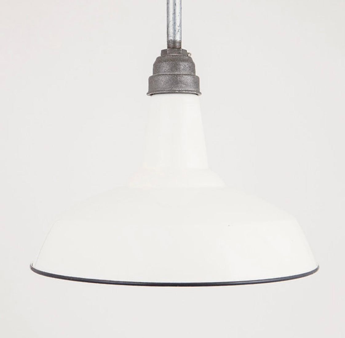 Luminaire industriel antique