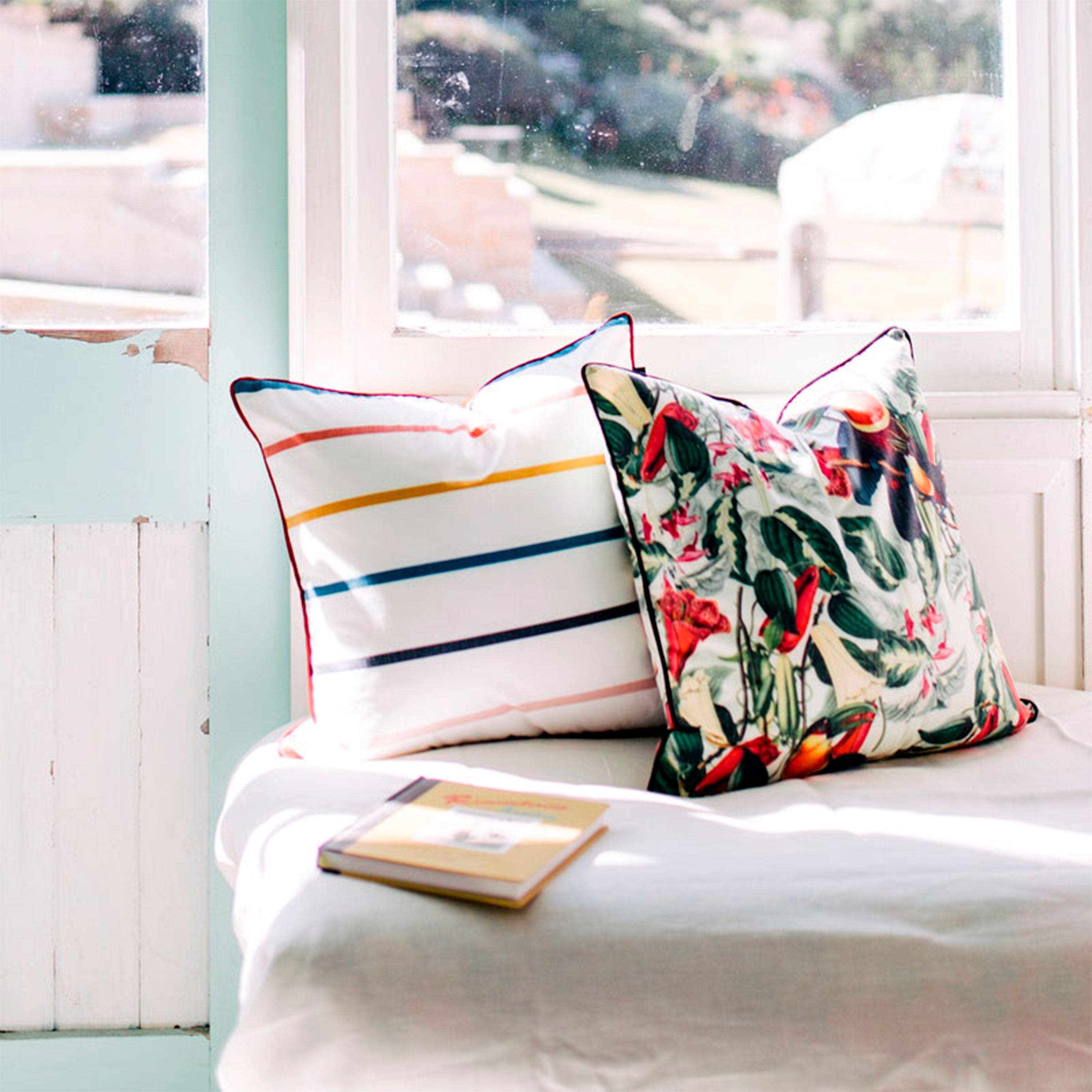 Coussin d'extérieur BASIL BANGS
